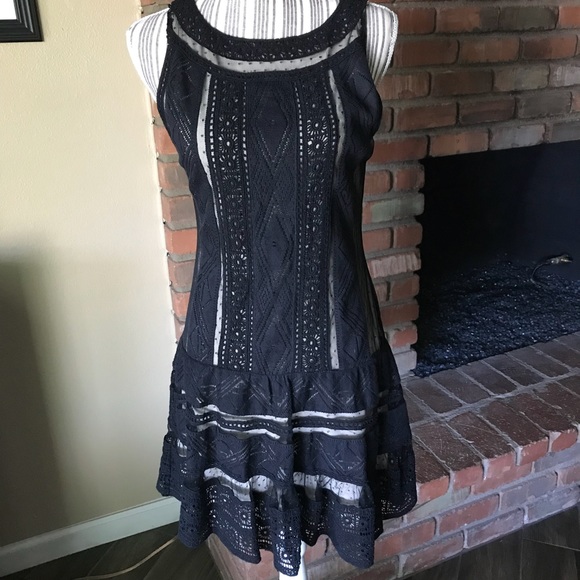 Alice + Olivia Dresses & Skirts - Alice + Olivia Wendie Drop Waist Black Dress 8